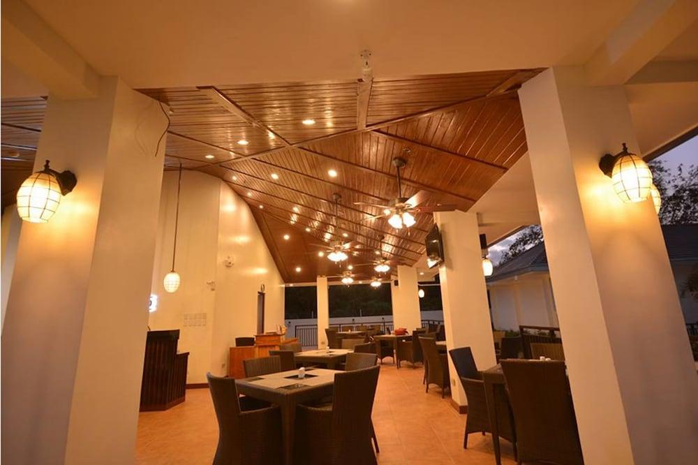 Hotel Southwind Palawan Puerto Princesa Exterior foto